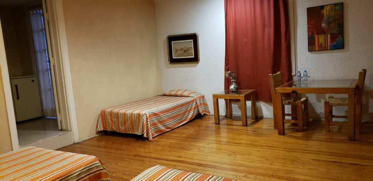 Anys Hostal Cidade do México Exterior foto